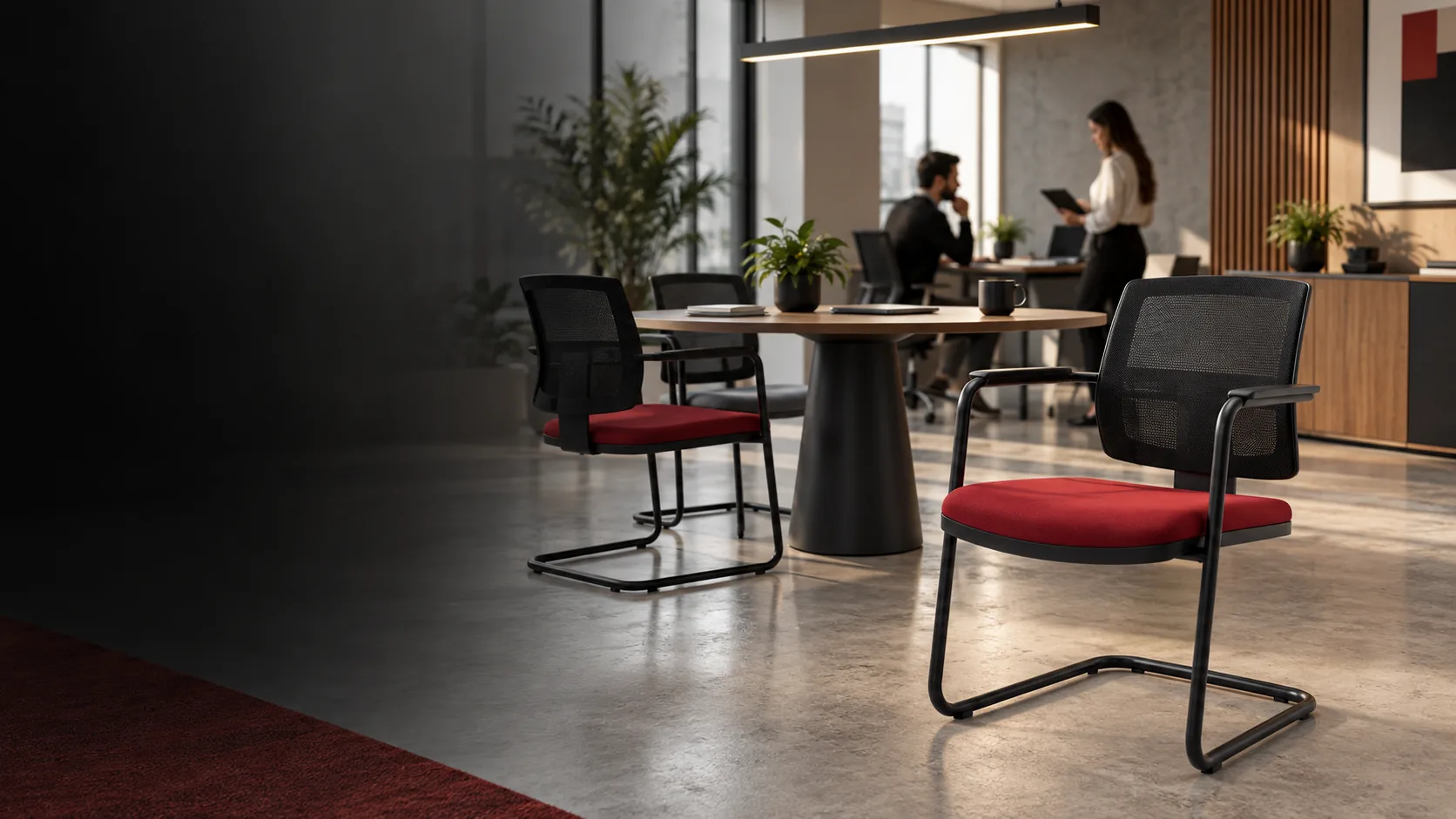 Oficina moderna con mobiliario corporativo
